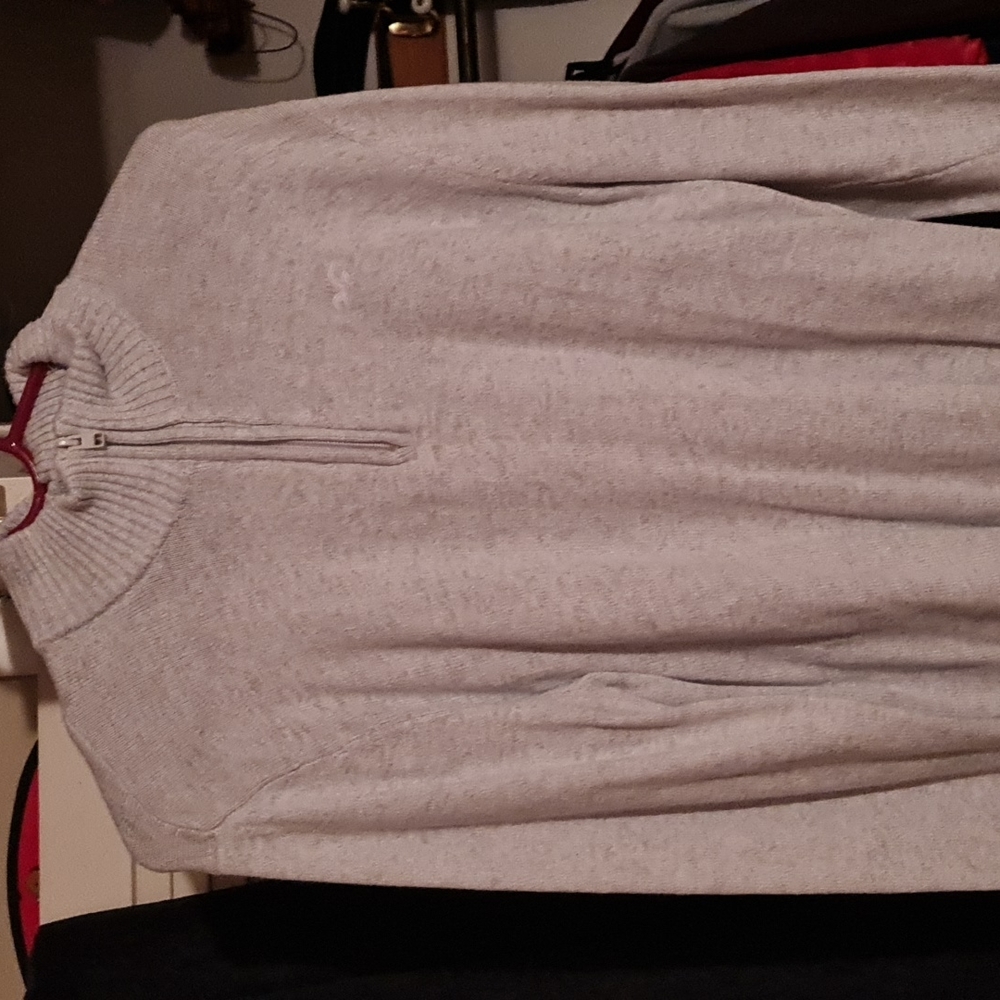 Hollister Men's Large fall sweatshirt